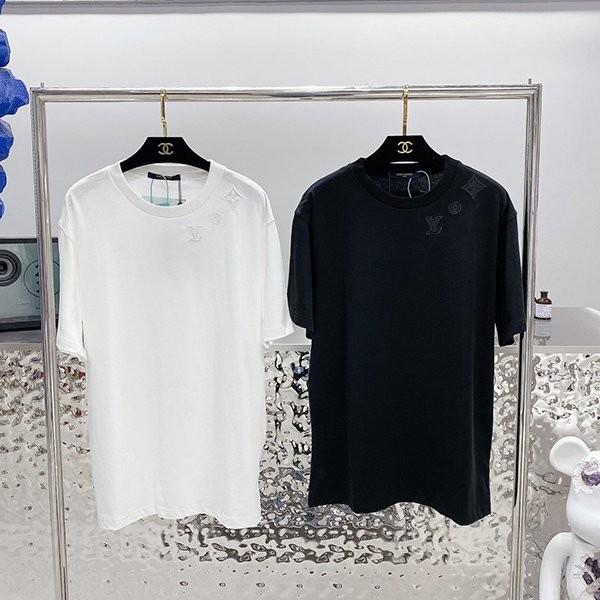 New color ☆ Rare Louis Vuitton cotton T-shirt copy black & white vuf67064 New color ☆ Rare Louis Vuitton cotton T-shirt copy black & white vuf67064