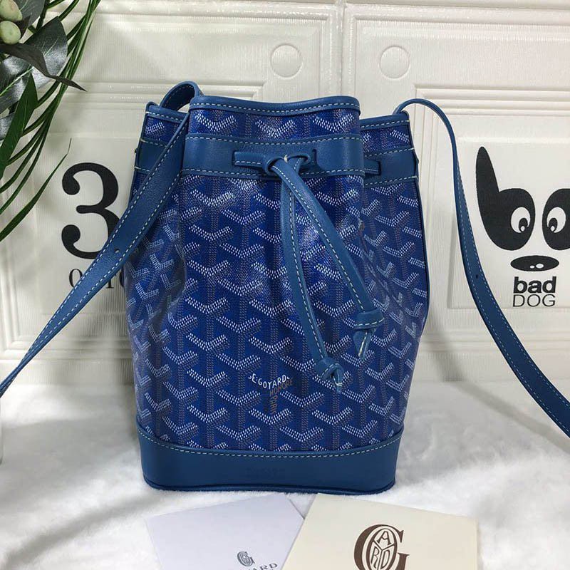 Love at first sight? Goyard Petit Flotte Bucket Bag Goy66430