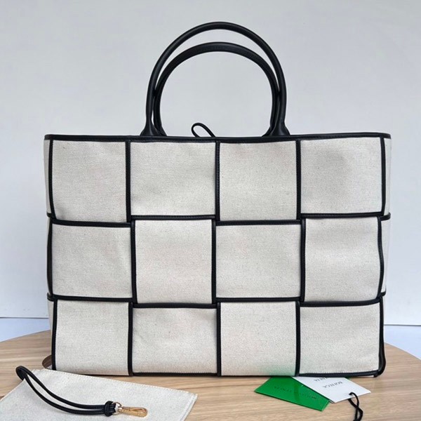Very popular!! New color Bottega Veneta Arco Tote Bag Replica 710196VMBN39811 Very popular!! New color Bottega Veneta Arco Tote Bag Replica 710196VMBN39811