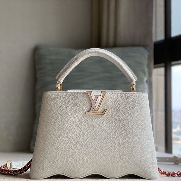 Nice Louis Vuitton Capucines Handbag Replica M22122 Nice Louis Vuitton Capucines Handbag Replica M22122