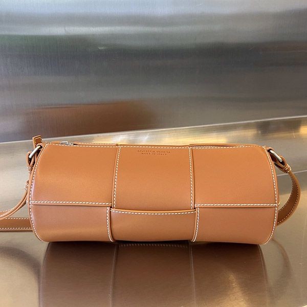 Super popular! Bottega Veneta leather crossbody bag bom49141 Super popular! Bottega Veneta leather crossbody bag bom49141