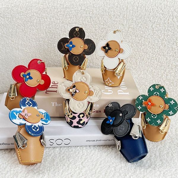 I definitely want it! Louis Vuitton Bijou Sac Replica? Vivienne Pouch MP3069