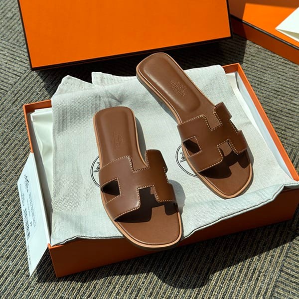No. 1 in total sales! Replica Hermes Oran Sandals for Women, Gold, erl43131 No. 1 in total sales! Replica Hermes Oran Sandals for Women, Gold, erl43131