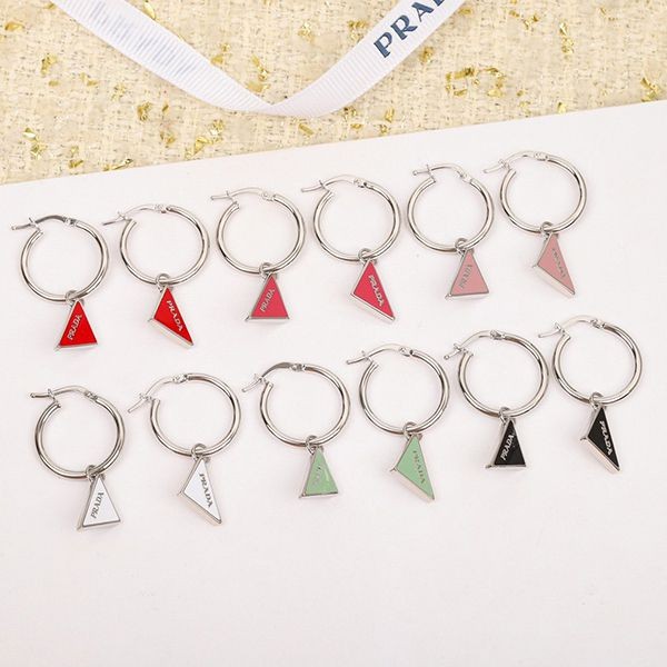 [Prada] Symbol pendant earrings, fake palladium, eye-catching! puv50763