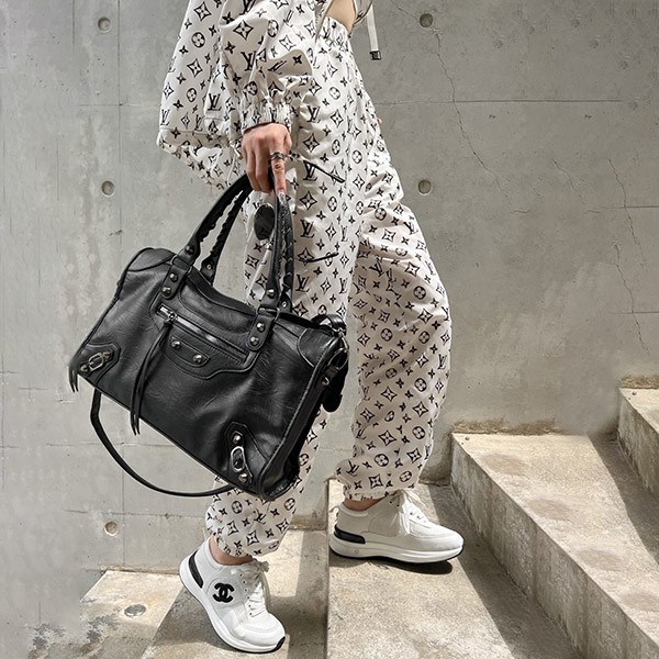 Louis Vuitton Replica Stencil Effect Monogram Pants 1A5TSJ