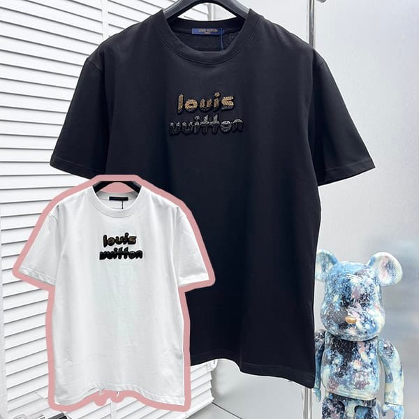Latest and stylish Louis Vuitton graphic crew neck T-shirt copy in 2 colors vuf62640 Latest and stylish Louis Vuitton graphic crew neck T-shirt copy in 2 colors vuf62640