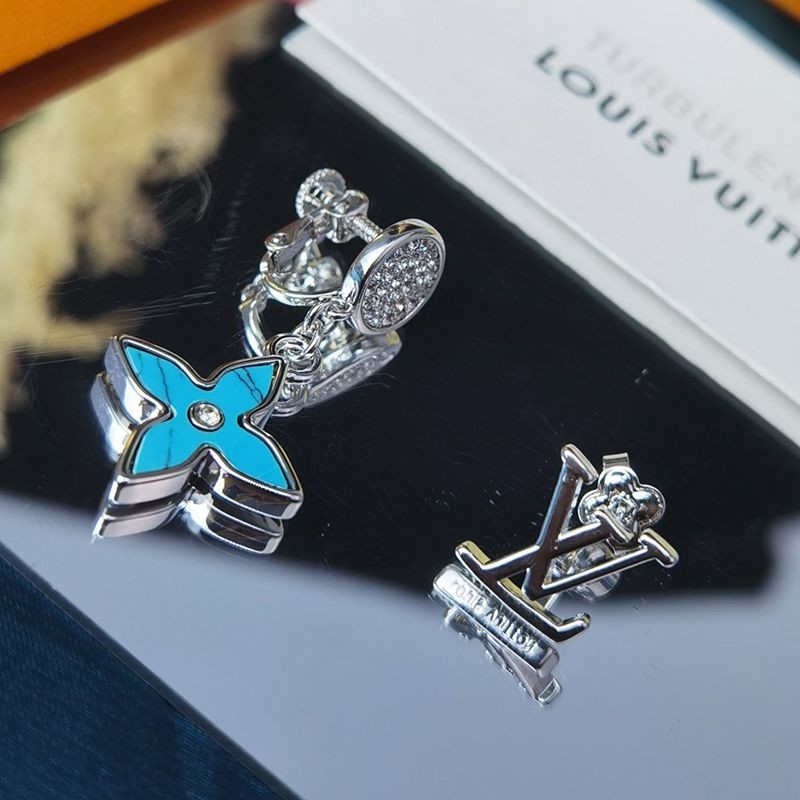 Limited edition Louis Vuitton LV Opal Earrings Replica Emerald Logo Silver MP3051 Limited edition Louis Vuitton LV Opal Earrings Replica Emerald Logo Silver MP3051