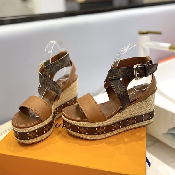 No.1 popular Louis Vuitton sandals replica Monogram calf leather vul97106 No.1 popular Louis Vuitton sandals replica Monogram calf leather vul97106