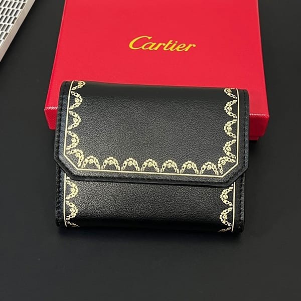 ★Safe and secure shipping with tracking. Fake Cartier Garland de Tri-fold Mini Wallet L3001736