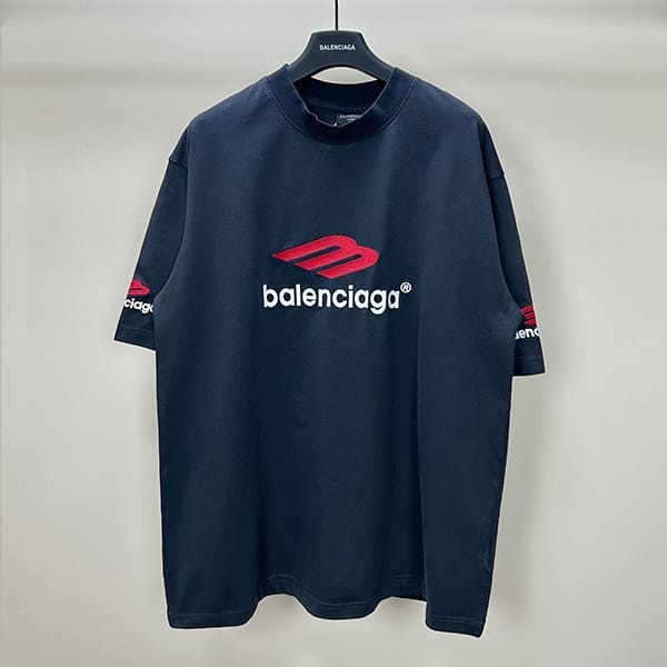Eye-catching color Balenciaga Fit Medium T-shirt Replica 764235TPVD71470