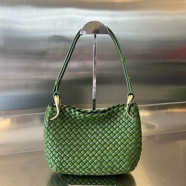 Bottega Veneta Small Replica Clicker Shoulder Bag BOV38288 Bottega Veneta Small Replica Clicker Shoulder Bag BOV38288