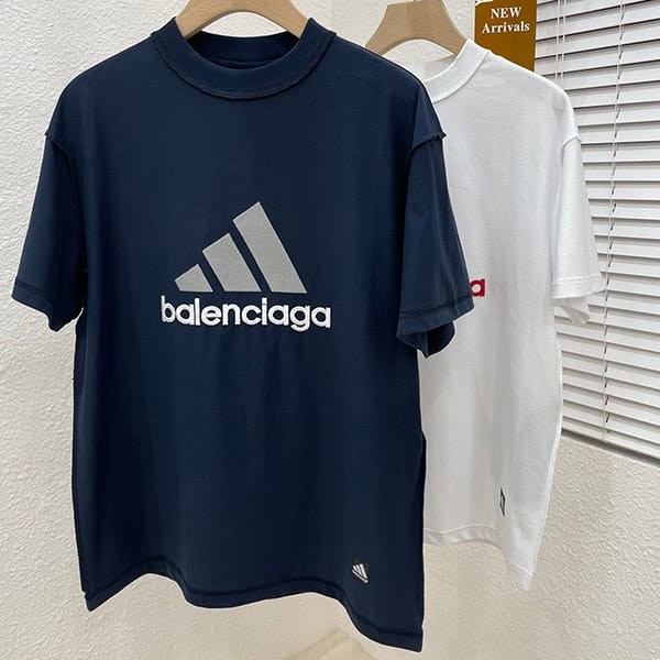 Hard to find Balenciaga Adidas copy oversized T-shirt in 2 colors 731769TNVA69065