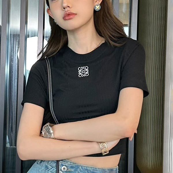 Perfect gift: Loewe replica Anagram top in ribbed cotton jersey with short sleeves lor13318 Perfect gift: Loewe replica Anagram top in ribbed cotton jersey with short sleeves lor13318