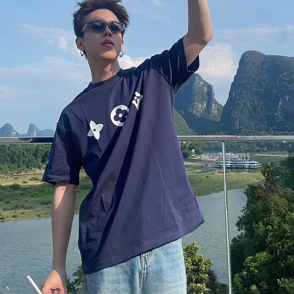 n-grade recommended Louis Vuitton Monogram T-shirt copy vup00151