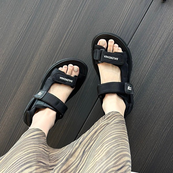 Very popular! Balenciaga Tourist Sandals Replica 706277W2CCA1000
