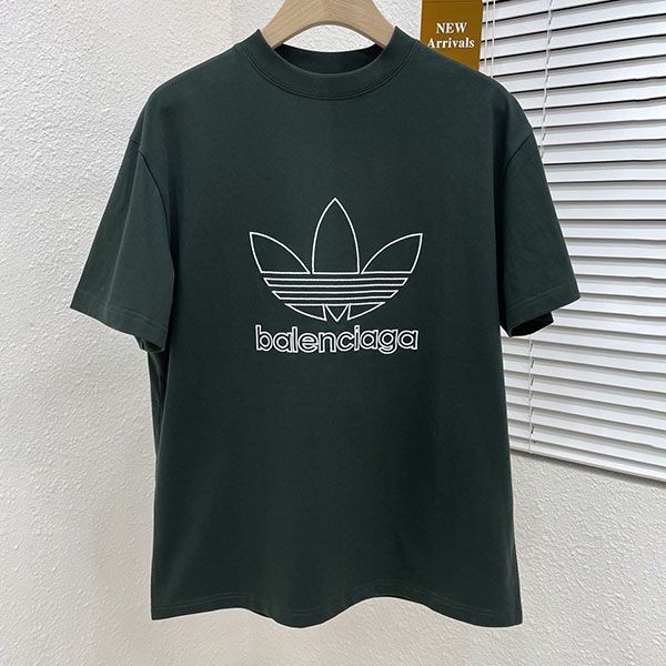 Sure to sell out Balenciaga Adidas fake oversized T-shirt 723976TNVN81070