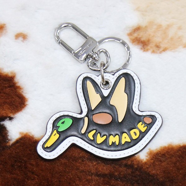 [Rare item!] Louis Vuitton x NIGO fake Mountain Duck charm MP2716