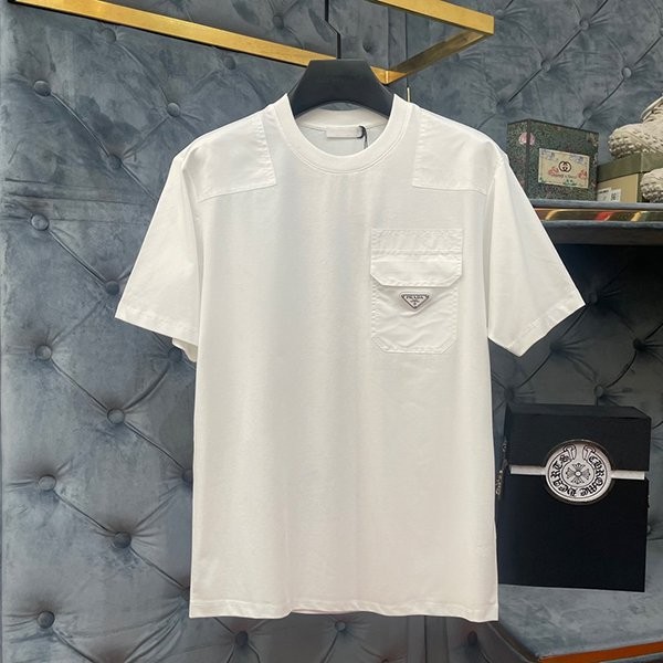 Attention-grabbing! Replica Prada logo T-shirt with pocket and short sleeves puw06805 Attention-grabbing! Replica Prada logo T-shirt with pocket and short sleeves puw06805