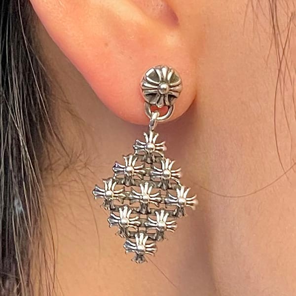 Grade N Recommended Chrome Hearts CH Plus PLUS DROP Drop Earrings Fake Earrings Kue50076
