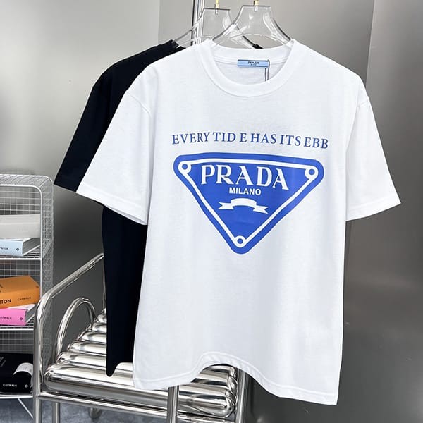 Sure to sell out Prada simple embroidered logo cotton T-shirt fake 2 colors pue33533 Sure to sell out Prada simple embroidered logo cotton T-shirt fake 2 colors pue33533