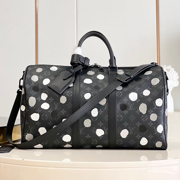 Louis Vuitton x Yayoi Kusama Replica LV x YK Keepall Bandouliere 45 M46400 Louis Vuitton x Yayoi Kusama Replica LV x YK Keepall Bandouliere 45 M46400