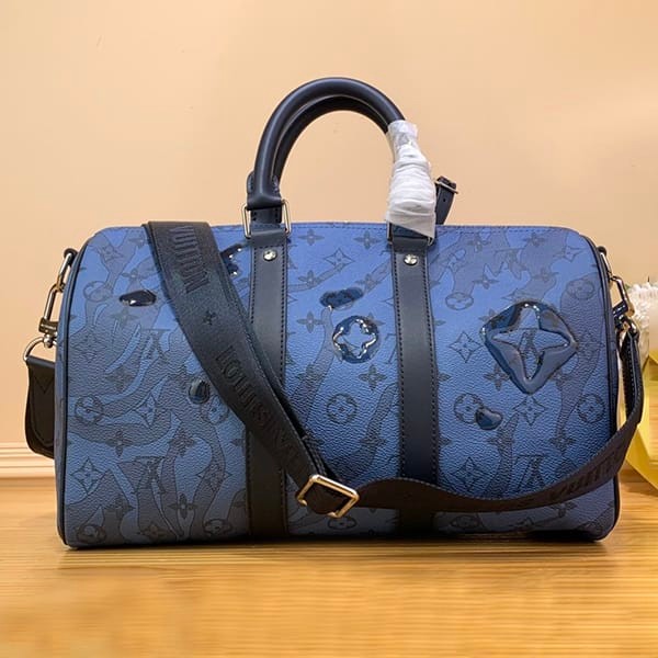 World-famous Louis Vuitton Keepall Bandouliere 35 Shoulder Bag Replica M22573