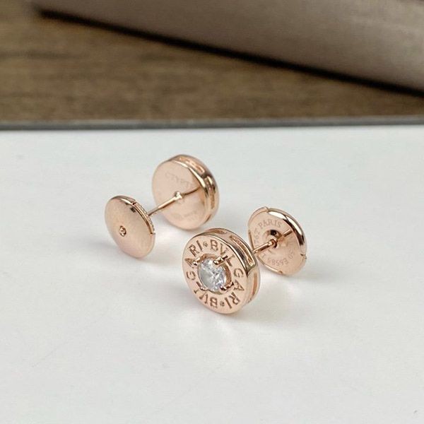 I definitely want it! Bulgari earrings, single diamond, gold, 18K, Bup52571