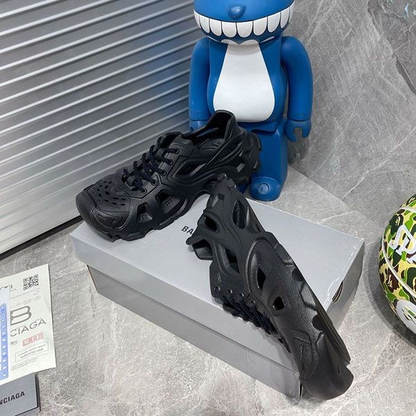 Balenciaga Replica HD LACE-UP Sneakers bau93976 Sold Out