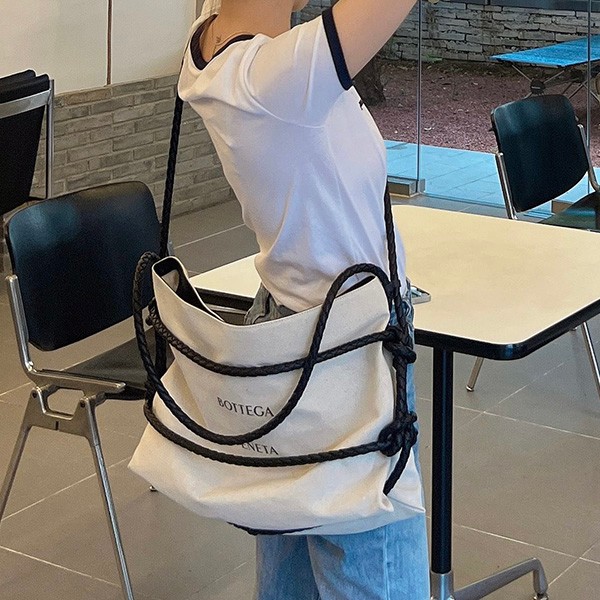 Immediate delivery Bottega Veneta Quadronno replica 743625VMAX69222 Immediate delivery Bottega Veneta Quadronno replica 743625VMAX69222