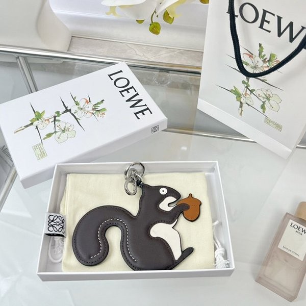 Want it? Super limited edition? Loewe Squirrel Charm keychain copy loi79700