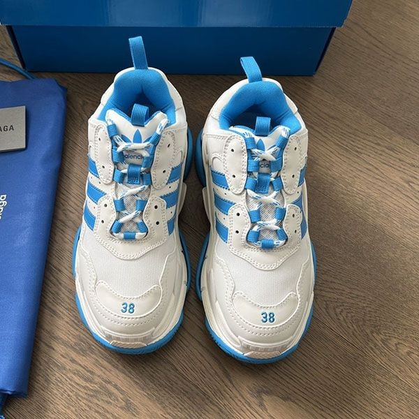 Balenciaga Adidas collaboration Triple S sneakers replica bav07302