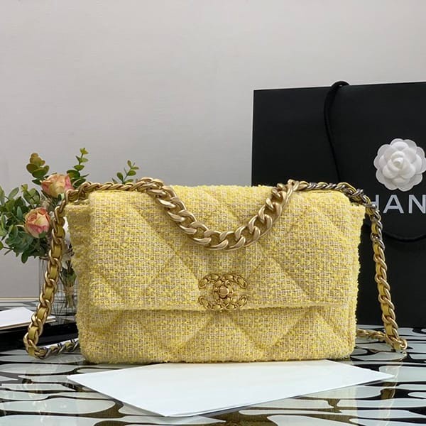 Competition for Chanel 19 Large Handbag Replica AS1161B0485294305 shg45928