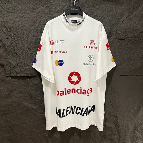 Cheap Balenciaga Replica Logo Medium Fit T-Shirt with Tracking baw05478 Cheap Balenciaga Replica Logo Medium Fit T-Shirt with Tracking baw05478