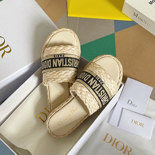 Dior replica raffia x cotton flat DWAY mules del44073 Dior replica raffia x cotton flat DWAY mules del44073