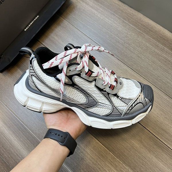 New design Balenciaga SNEAKERS sneakers fake baf97127