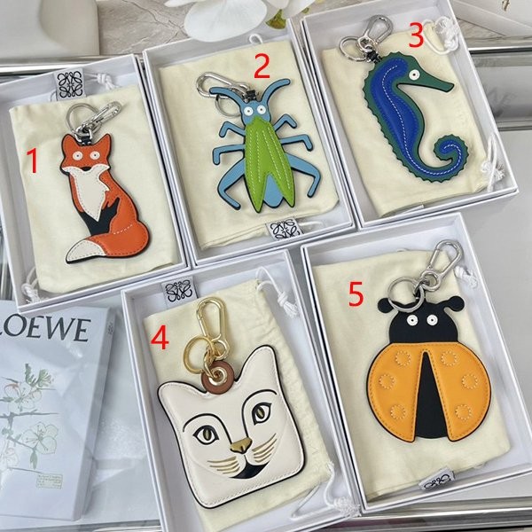 [Used by many celebrities] Loewe Fox Charm keychain replica lon84450