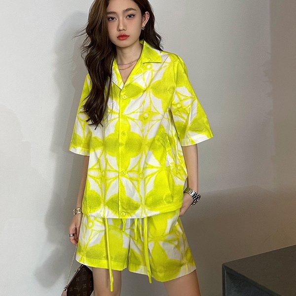 Very popular!! New color Louis Vuitton short sleeve shirt and shorts copy vuk42840 Very popular!! New color Louis Vuitton short sleeve shirt and shorts copy vuk42840