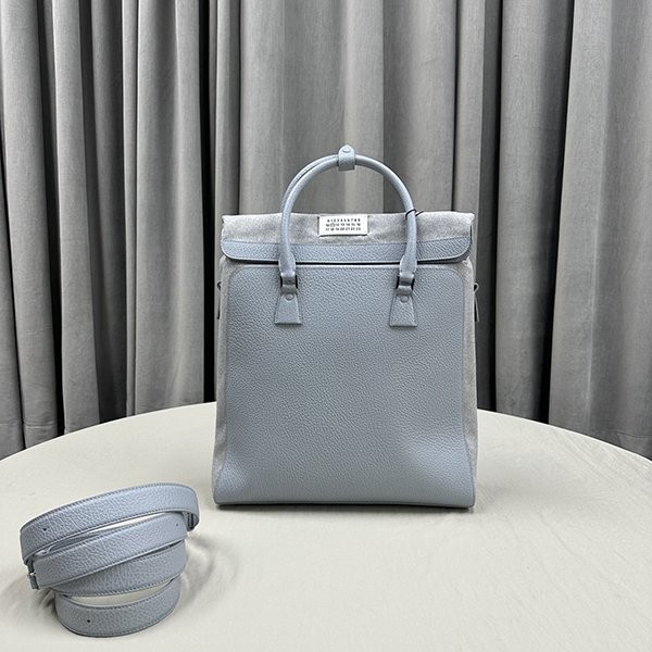 [Used by many celebrities] Maison Margiela fake mm6 handbag Mao99917