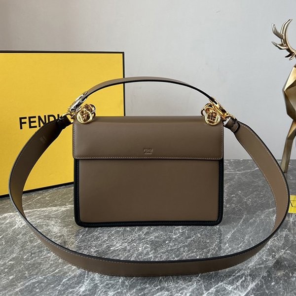 Hard to find! Fendi FF logo fake shoulder bag fee69010