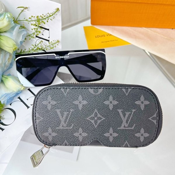 [Louis Vuitton] Etui Lunette GM Glasses Case Replica GI0654