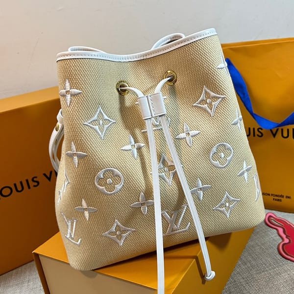Eye-catching color Louis Vuitton NeoNoe MM bag white copy M22852 Eye-catching color Louis Vuitton NeoNoe MM bag white copy M22852