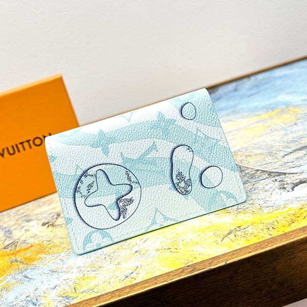 I definitely want this! Louis Vuitton Organizer Replica De Poche M82371