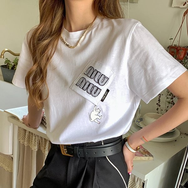 New color ☆ Rare Miu Miu CLUB LOGO T-shirt fake embroidered logo myy90100 New color ☆ Rare Miu Miu CLUB LOGO T-shirt fake embroidered logo myy90100