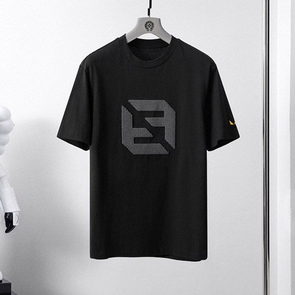 No. 1 in total sales! Fendi FF cotton T-shirt replica fee68620 No. 1 in total sales! Fendi FF cotton T-shirt replica fee68620