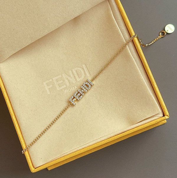 Cheap price! Fendi gold color bracelet replica fex72216