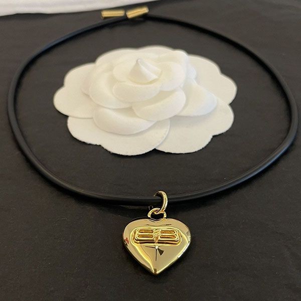 Easy to use Balenciaga love lock necklace replica bag10878