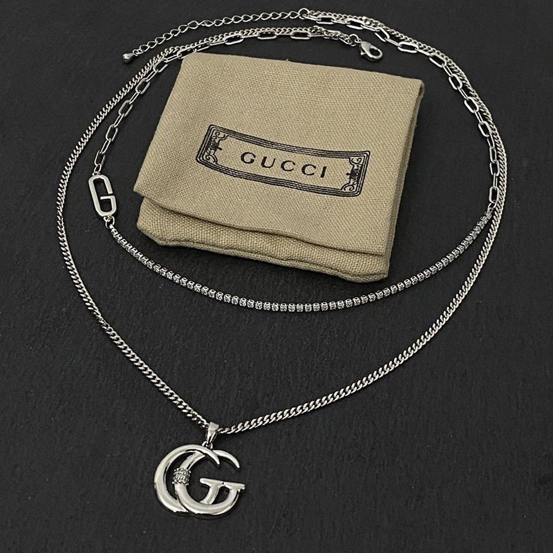 No.1 Popular Gucci Women's Necklace Replica Pendant guf89588