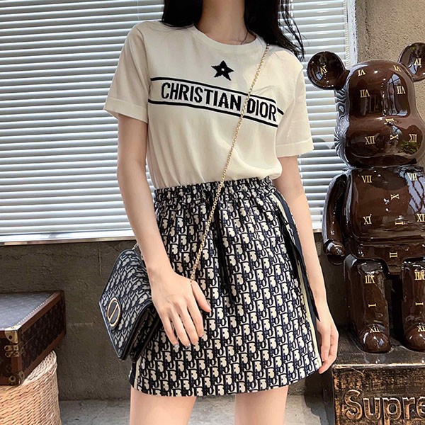 Casual yet stylish? Dior logo cotton T-shirt replica 323T06A4414_X0200 Casual yet stylish? Dior logo cotton T-shirt replica 323T06A4414_X0200