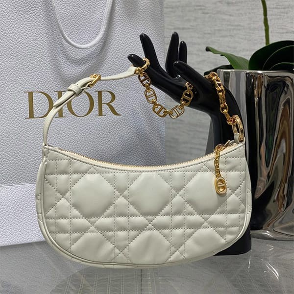 Easy to use Dior CD LOUNGE bag replica macrocannage lambskin deq27599 Easy to use Dior CD LOUNGE bag replica macrocannage lambskin deq27599