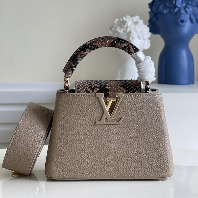 ☆Super popular☆Louis Vuitton Capucines BB copy mini shoulder bag vuv97019 ☆Super popular☆Louis Vuitton Capucines BB copy mini shoulder bag vuv97019